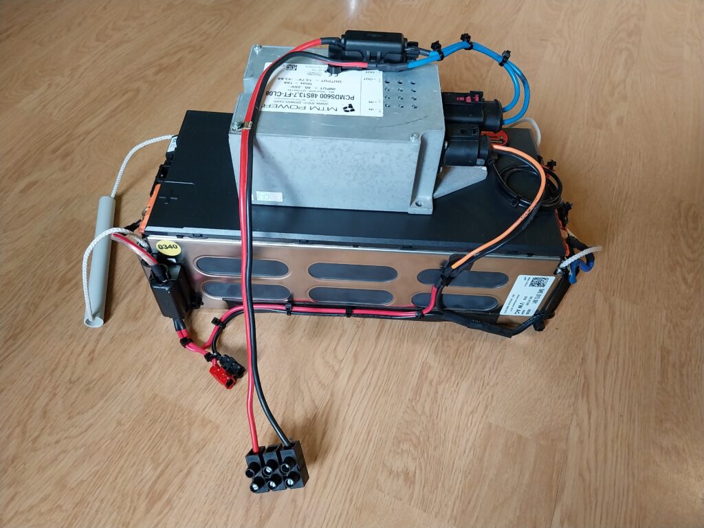 Module batterie Li-ion VAG recyclé avec convertisseur DC-DC MTM Power pour alimentation 12V radioamateur